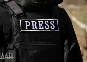 «Чем ближе к ЛБС, тем выше защита»: эксперт о бронежилетах для военкоров