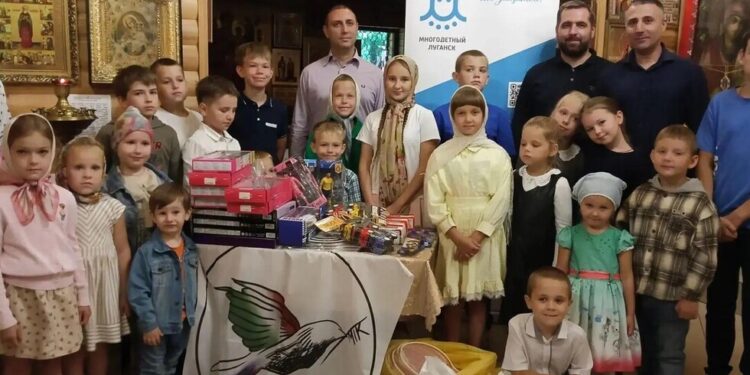 Год «Многодетного Луганска»: семьи собрались в храме