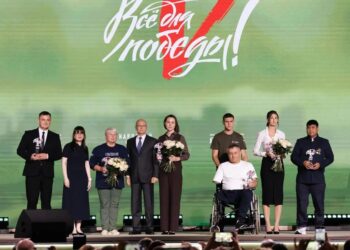 Медики ДНР получили награды на форуме «Все для Победы!»