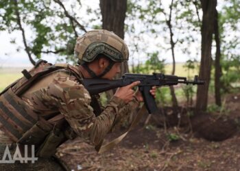Российские войска выдавливают ВСУ из Красного Лимана — политолог