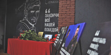 Сослуживец Гиви призвал молодежь ДНР чтить память защитников