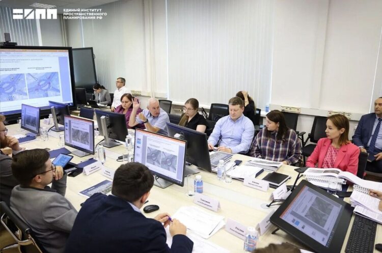 В ДНР построят 270 км дорог и обновят аэропорт Донецка