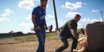 В Шахтерском округе почтили память жертв авиакатастрофы рейса MH17