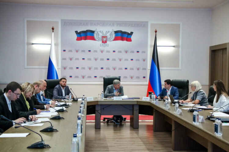 Жители ДНР подали более 33 тысяч идей для Стратегии развития до 2042 года