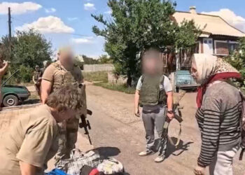Бойцы «Южной» группировки вывели семерых пожилых из Константиновки