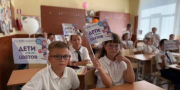 «Дети вместо цветов»: школьники России помогут Донбассу