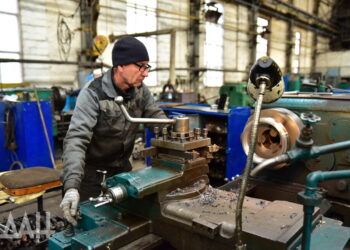 В текущем году в Донецкой Народной Республике запустят 15 промышленных предприятий. Семь из них уже заработали, остальные — в процессе ввода в эксплуатацию.