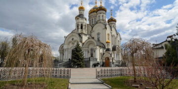 ВСУ атаковали собор в Горловке: ранены священнослужители