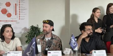 Иностранные журналисты встретились с молодёжью ДНР