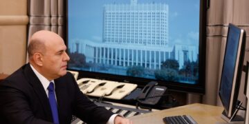 Мишустин проголосовал онлайн и призвал идти на выборы