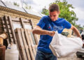 «Народная Дружина» передала Николо-Васильевскому монастырю ковры и продукты