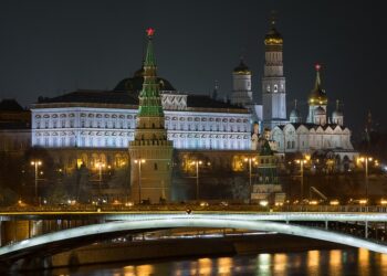 Пушкин, Кремль и медведь: что россияне считают главными символами страны