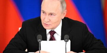 Путин: голоса на выборах ответят тем, кто хочет ослабить РФ
