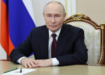 Путин обратился к школьникам и студентам в День знаний