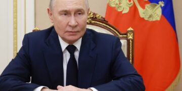 Путин заявил, что киевскому режиму нужна война ради власти
