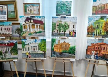 Выставка Шелестенко открылась в Скадовске в День города