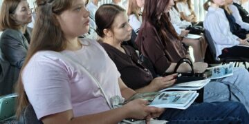 Журнал «Родина» привёз в Луганск спецвыпуск о Кулибиных