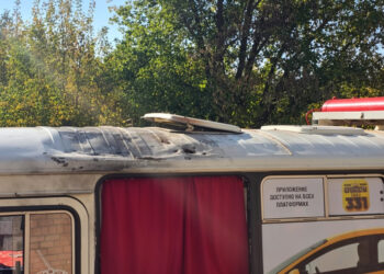 Автобус в Горловке попал под удар БПЛА: семь раненых
