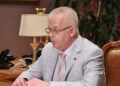 Премия правительства — за учебник