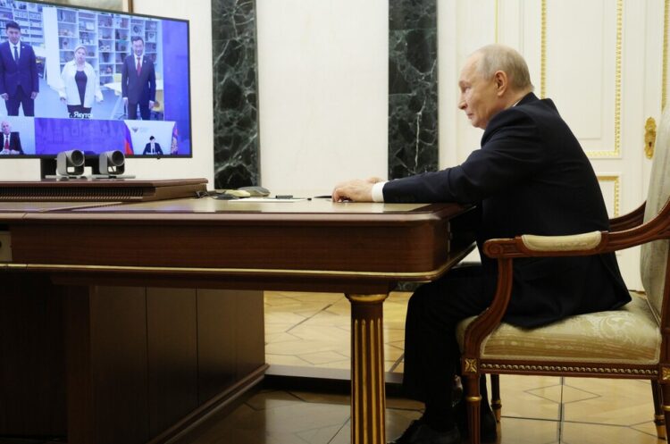 Путин: равные возможности для образования — каждому ребенку