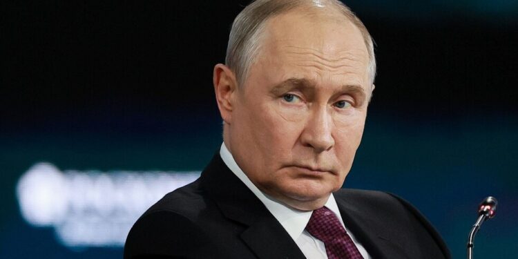 Путин: Россия закроет спрос на аккумуляторы к 2030 году
